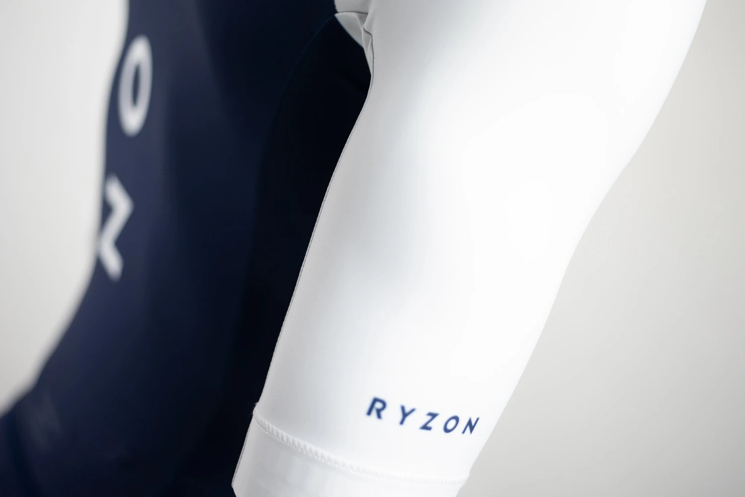 Ryzon Frodissimo Signature Sleeve Tri Suit - "Refurbished-Product"