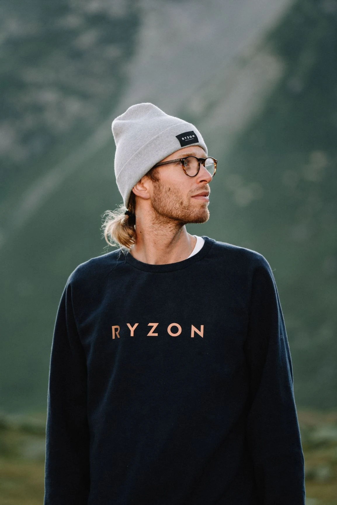 Ryzon Recharged Fuel Crewneck "Typelogo"