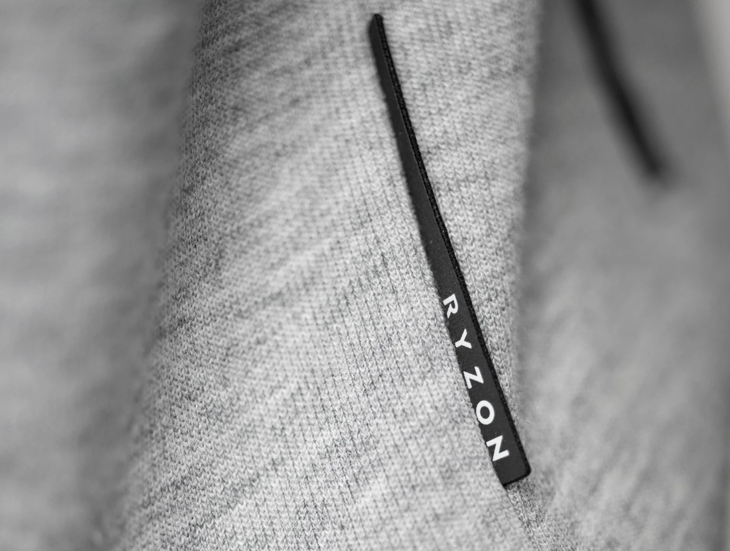 Ryzon Recharged Fuel Hooded Sweater "Icon" Casual